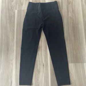 Freddy black high rise 7/8